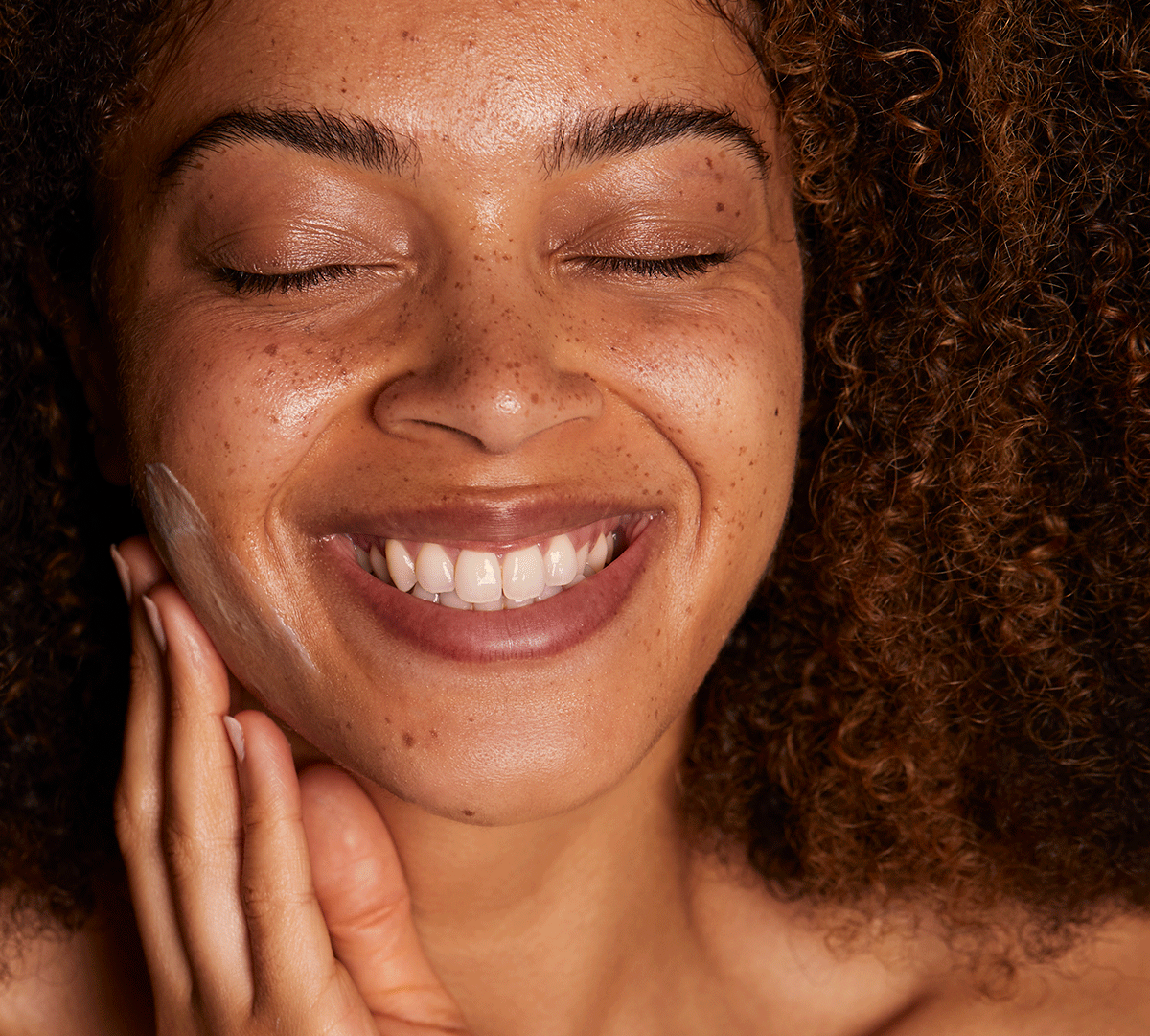 how the gut microbiota affects the skin